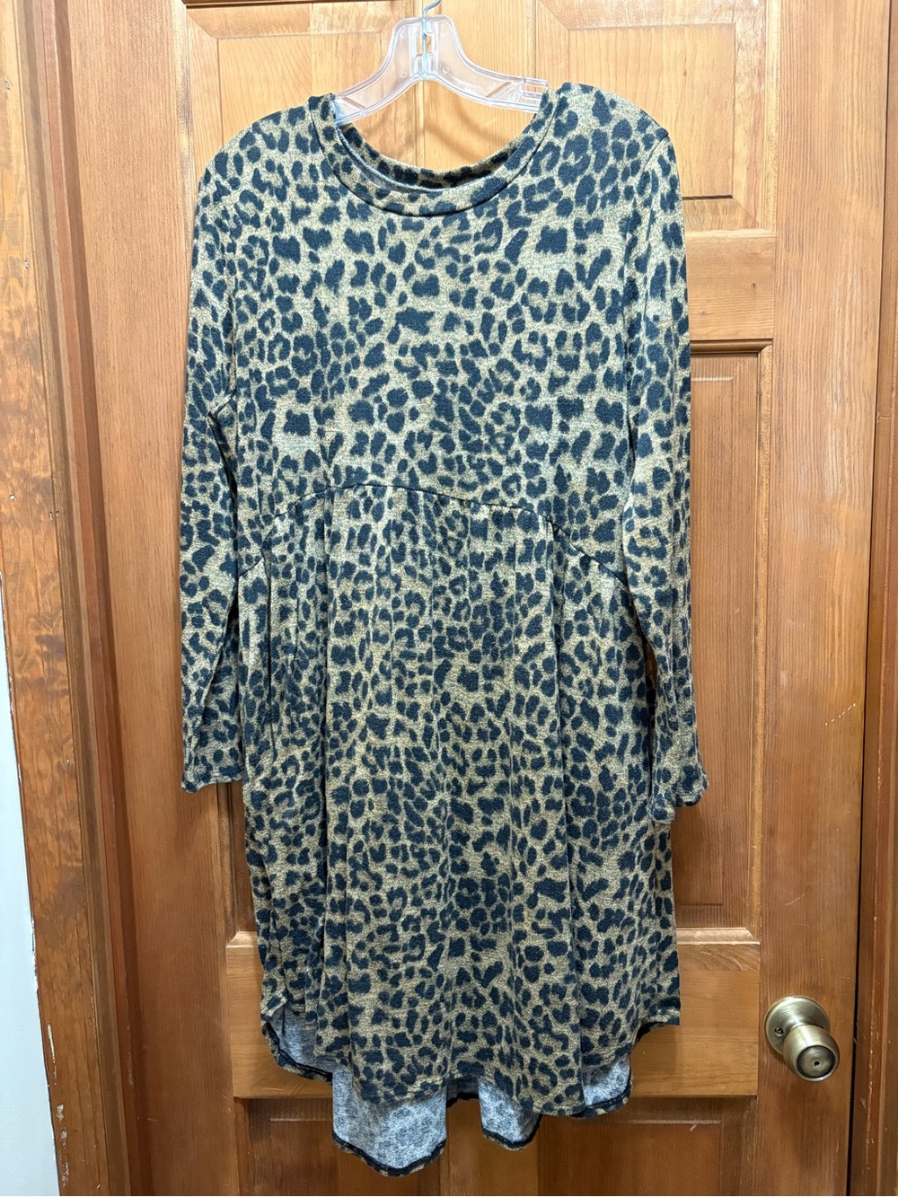 Leopard Print Long Sleeve Tunic Dress - Black and Camel